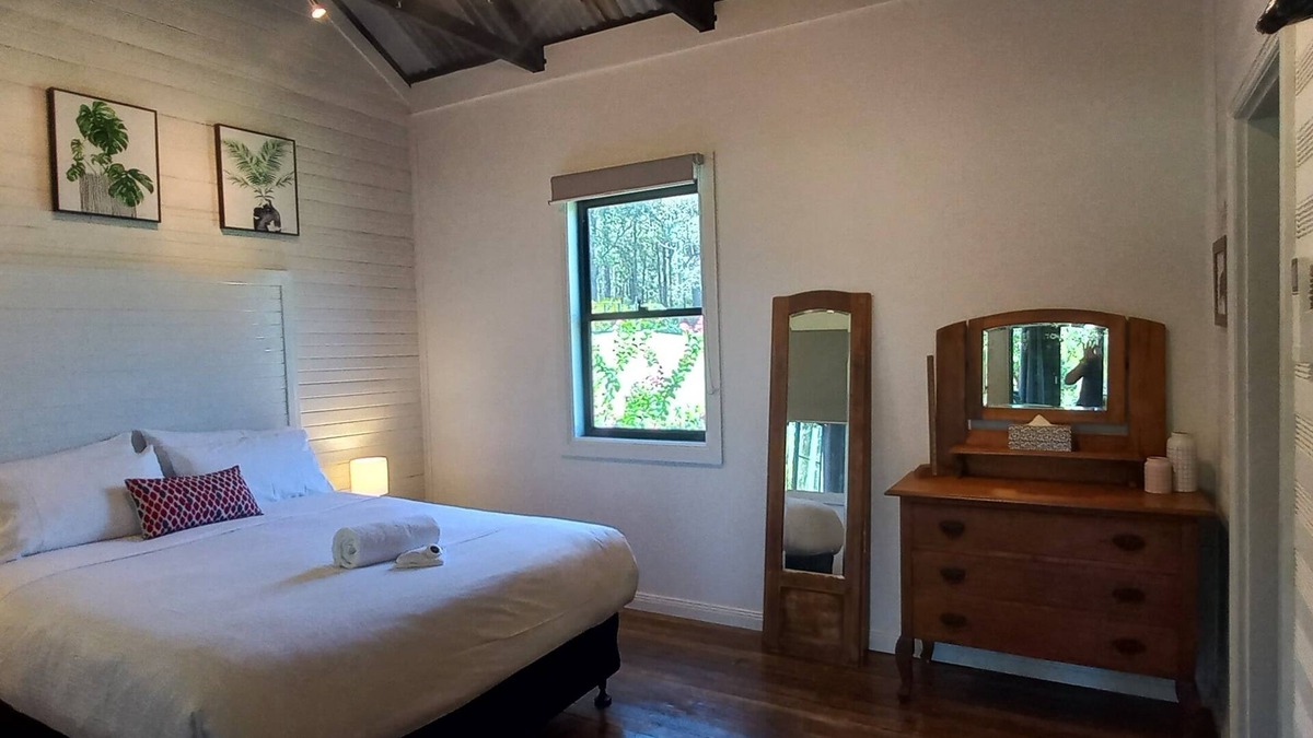 Nulkaba Cabin | Ironbark Cabin, Lovedale Hunter Valley
