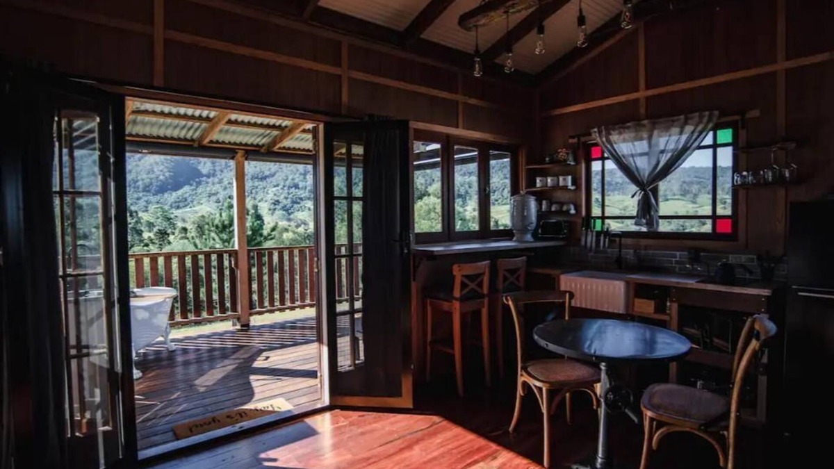 Moreton Bay Region Cottage | Ironbark Eco Luxury Cottage