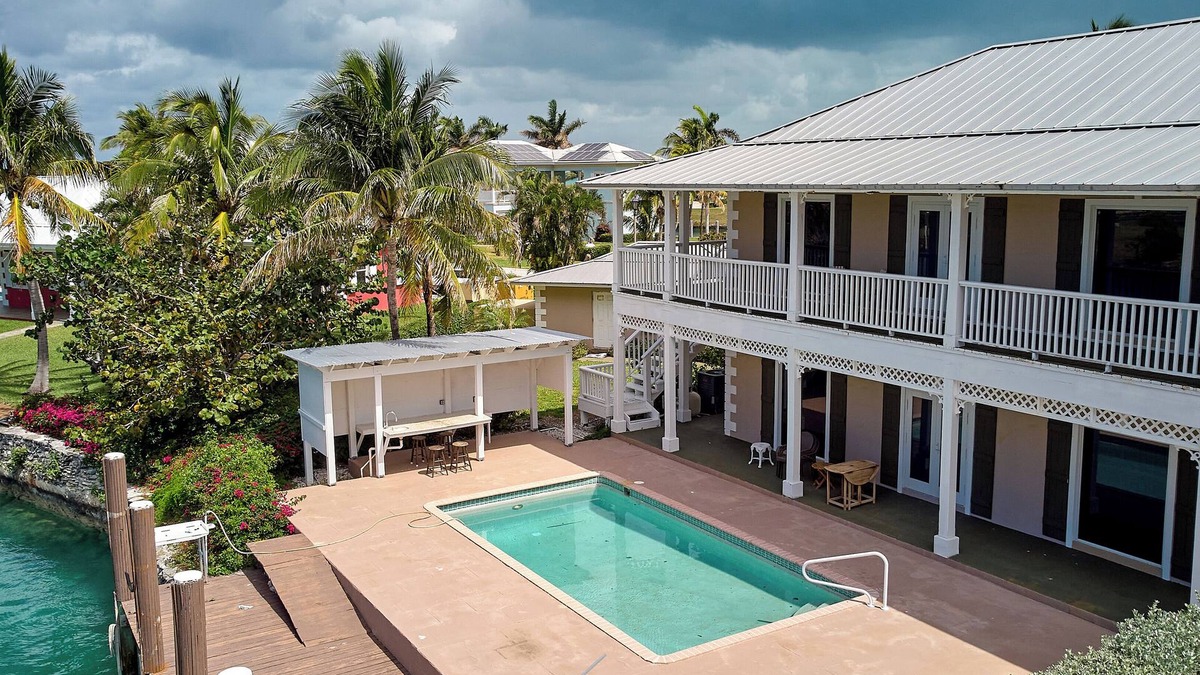 West End House | Ironwood - 3-bedroom villa with dock and pool at Old Bahama Bay, West End