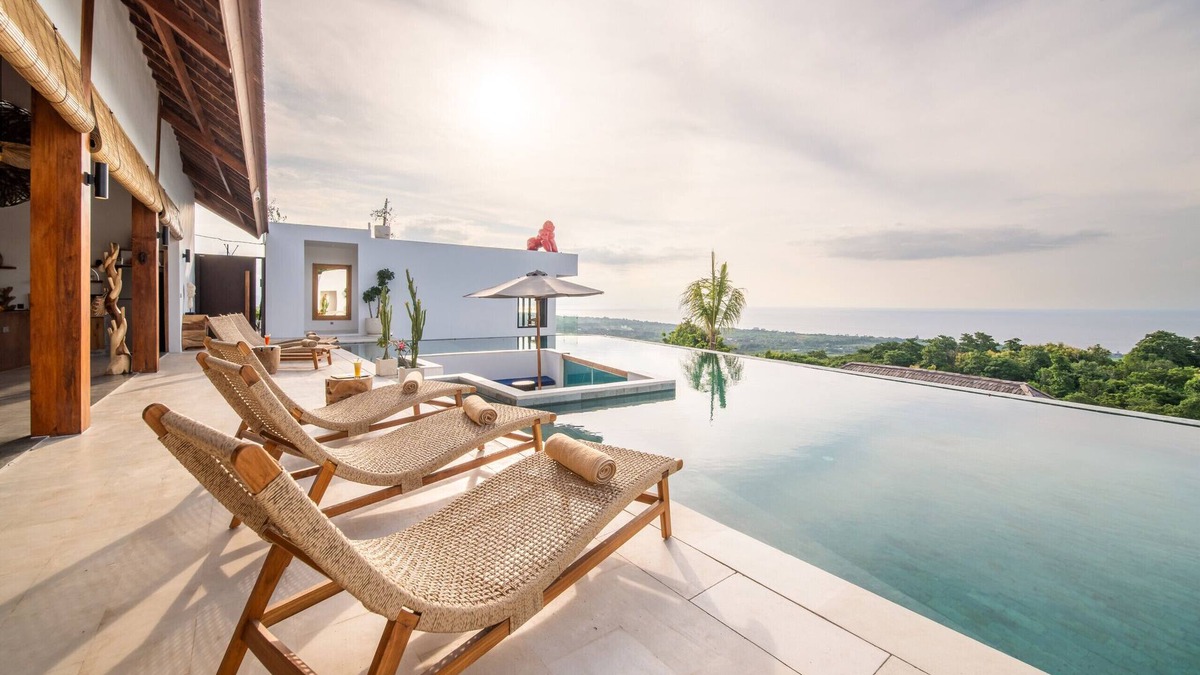 Banjartegehe Villa | IRRAWADDY