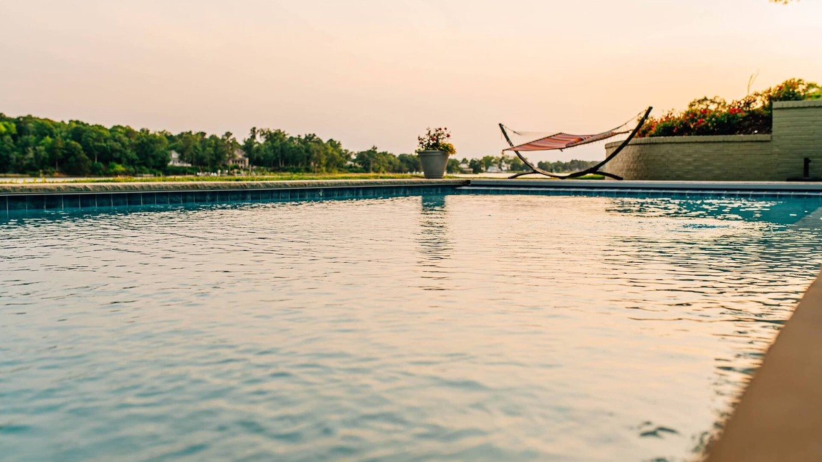 Irvington House | Irvington Waterfront: Pool, Dock & Sunset Views