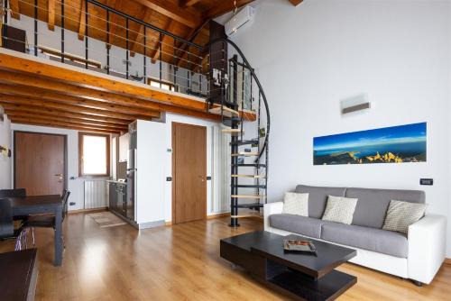 Castro Apartment | IseoLakeRental - La Rocca