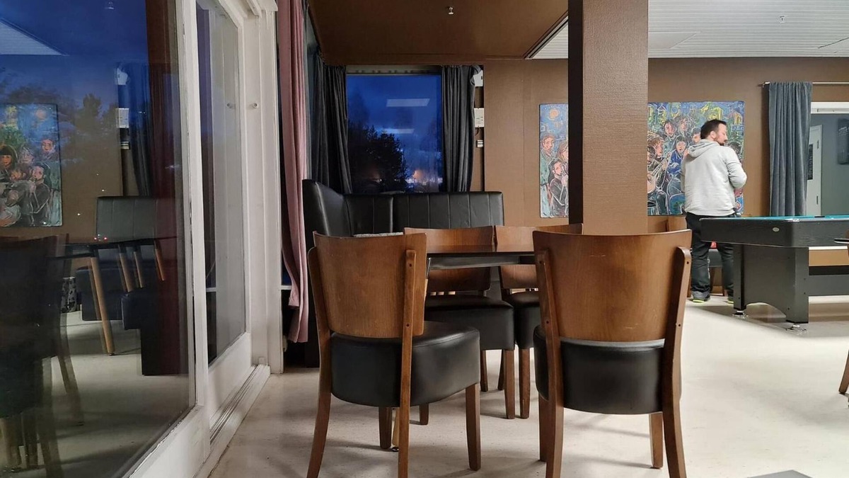 Isfjorden Hotel | Isfjorden Turisthotell & Motell