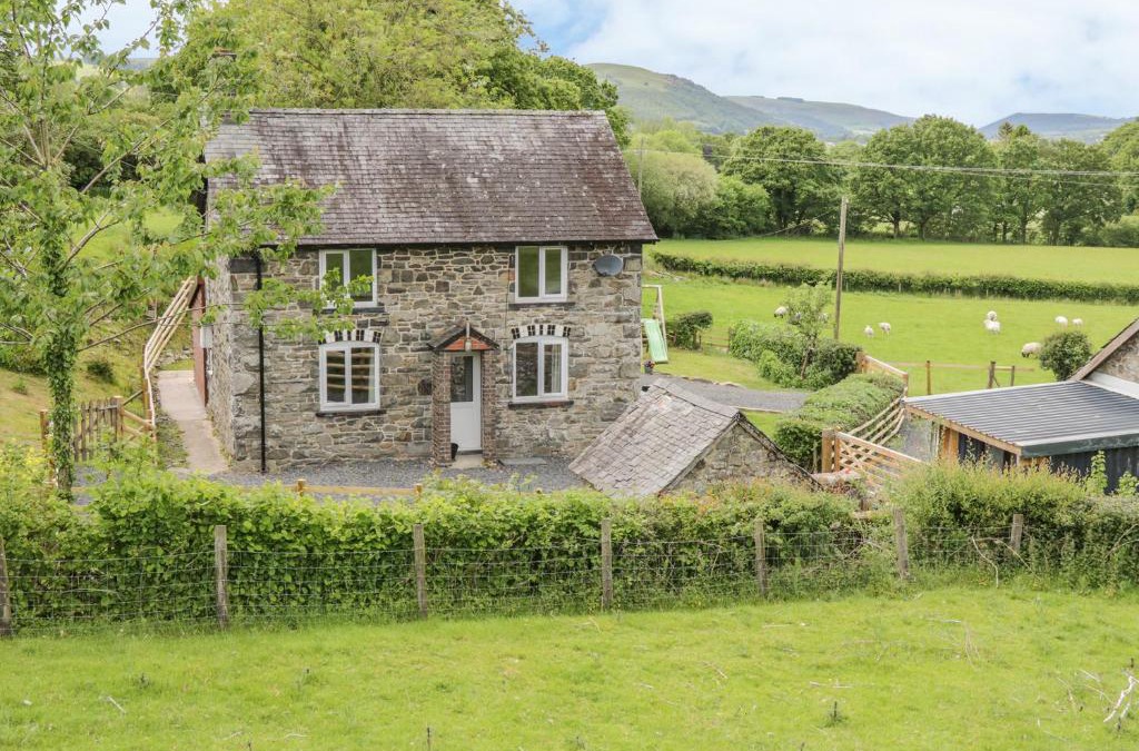 Caersws House | Isfryn