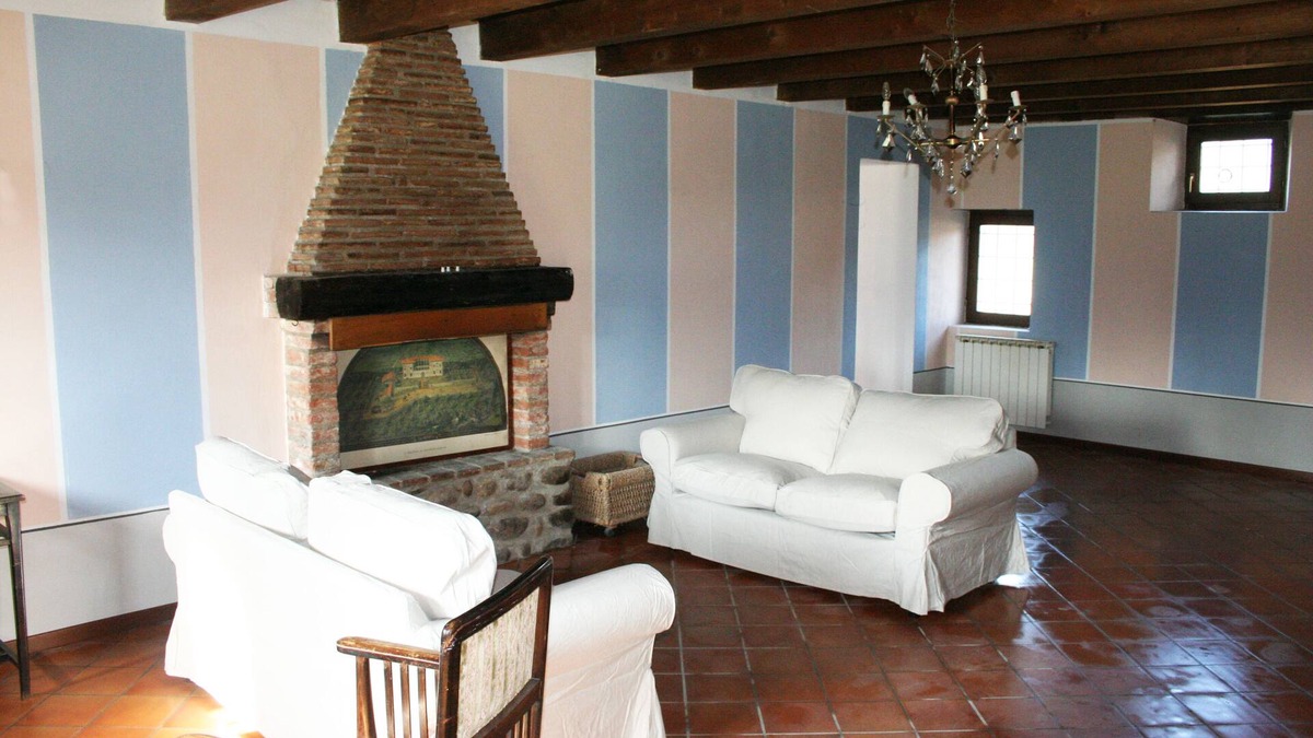 Valeggio sul Mincio Apartment | Isidoro: tasteful apartment, surrounded by greenery, quiet