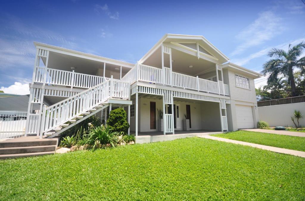 Picnic Bay House | Island Adventure Holiday House