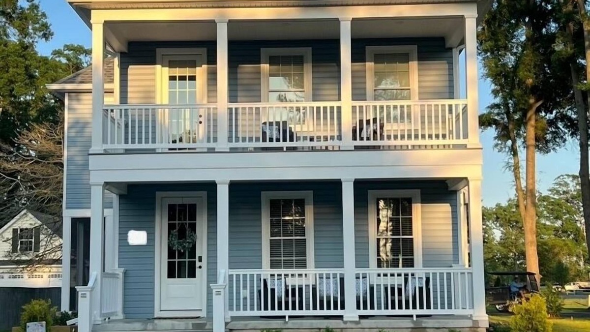 Chester House | Island Blue Getaway! Brand new charming family friendly Home on Kent Island MD
