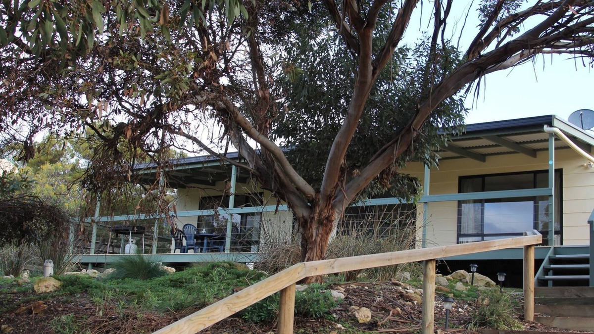Newland House | Island Breeze - Luxurious & private home in Vivonne Bay, Kangaroo Island