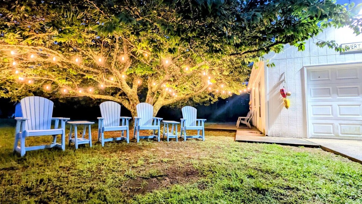 Chincoteague House | Island Escape: Bikes, Kayaks, Grill, Firepit, Beach Gear, Large Quiet Property