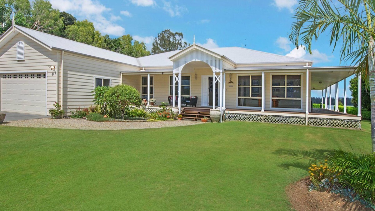 Palmers Island House | Island Getaway | Waterfront near Yamba