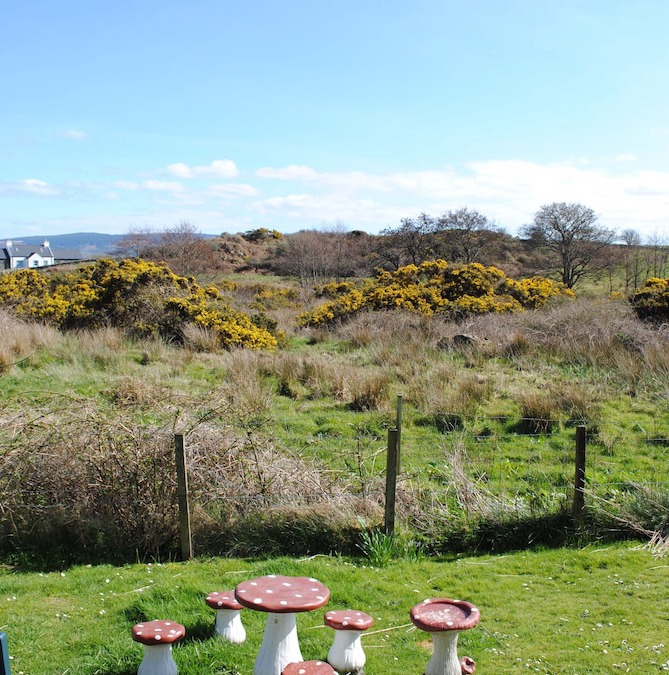 Isle of Gigha Cottage | ISLAND HOPPING FROM ISLE OF ARRAN AND ISLE OF ISLAY