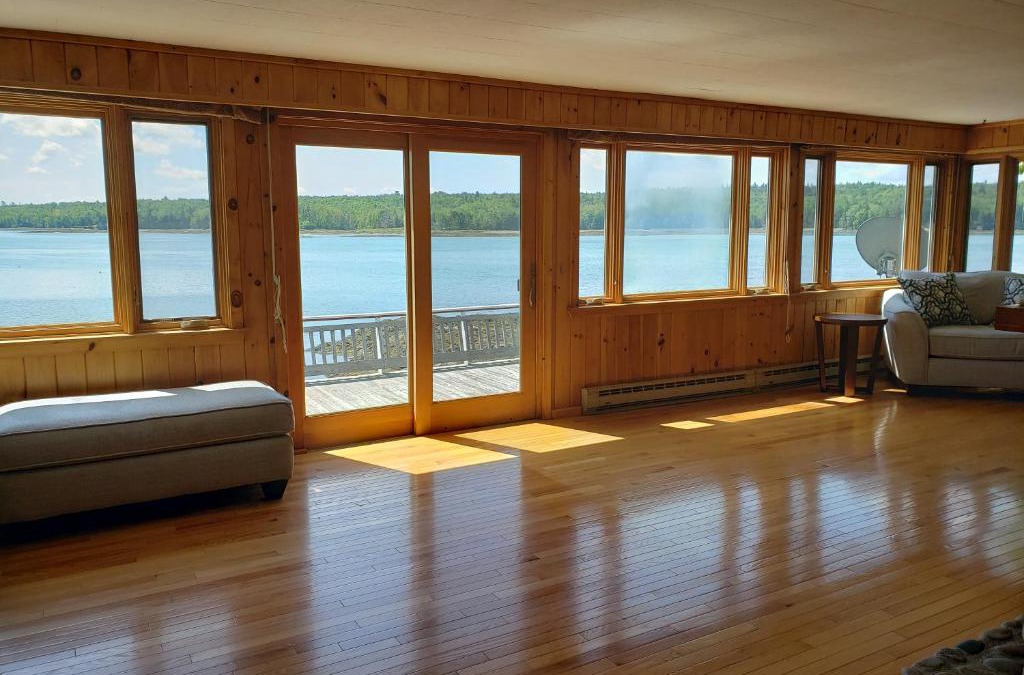 Hancock House | Island House