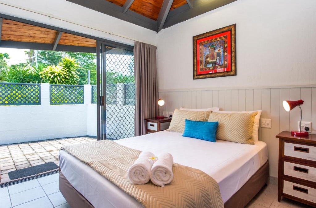 Nelly Bay Resort | Island Leisure Resort