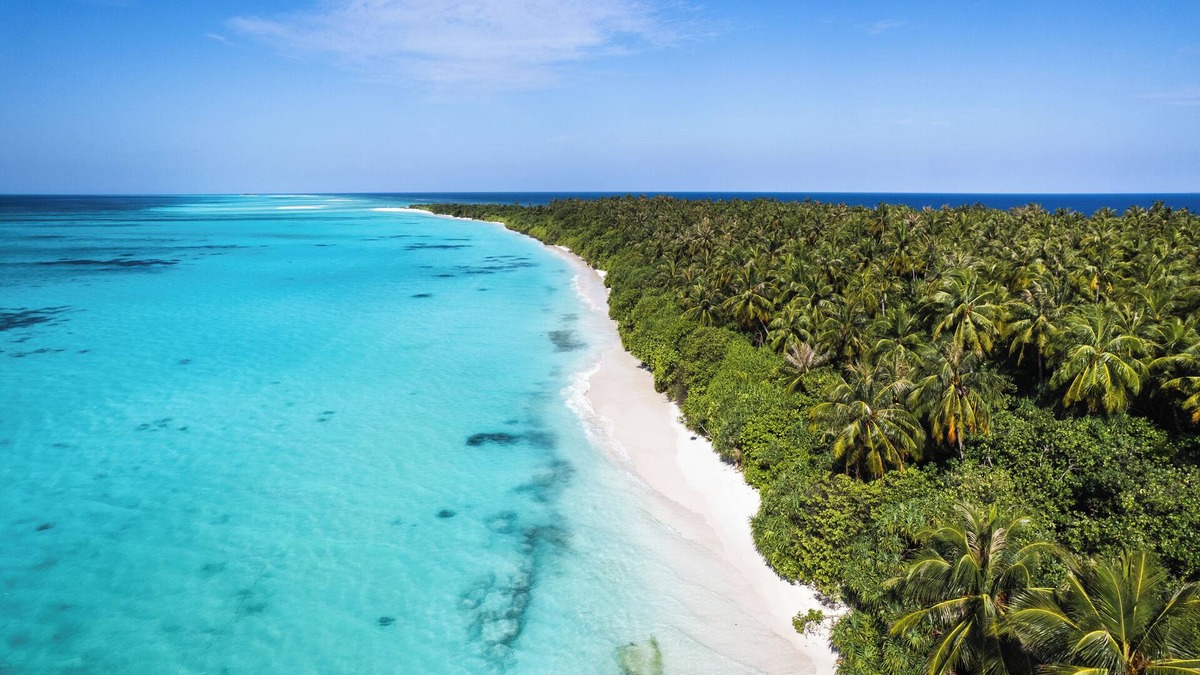 Fulhadhoo Hotel | ISLAND LUXURY DIVE HOTEL - FULHADHOO