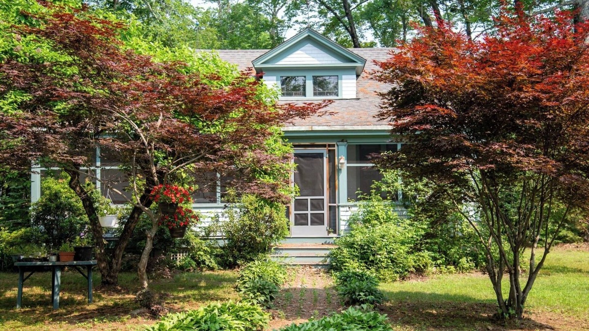 Kezar Falls House | Island Paradise: Historic Cottage, Waterfalls, Great Swimming!