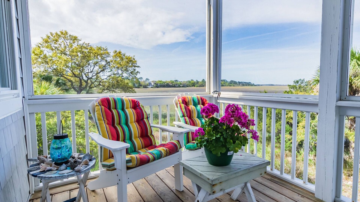 Bonito Boathouses House | Island Style Home, FULL WATER VIEWS, GOLF NEARBY, 2p KAYAK! 5 DECKS, BIKES!