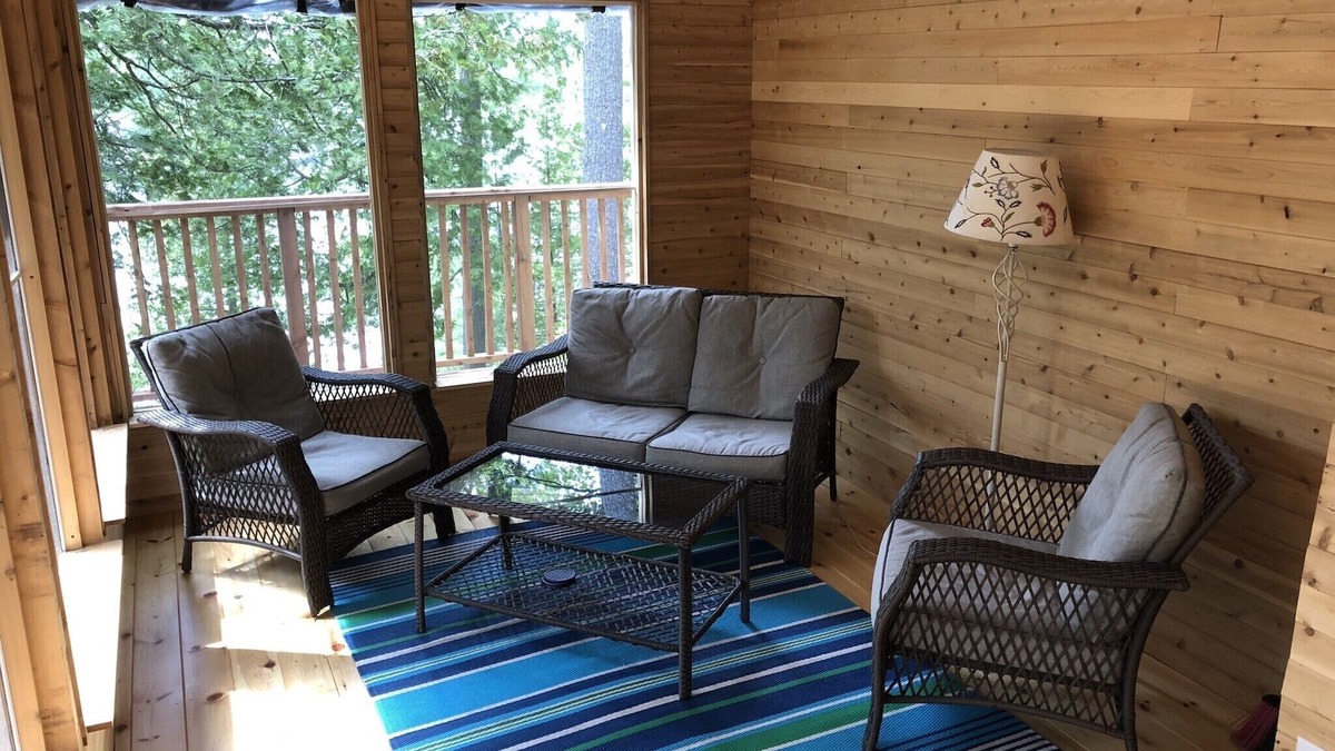 Tay Valley Cottage | Island View Cottage in Perth Ontario