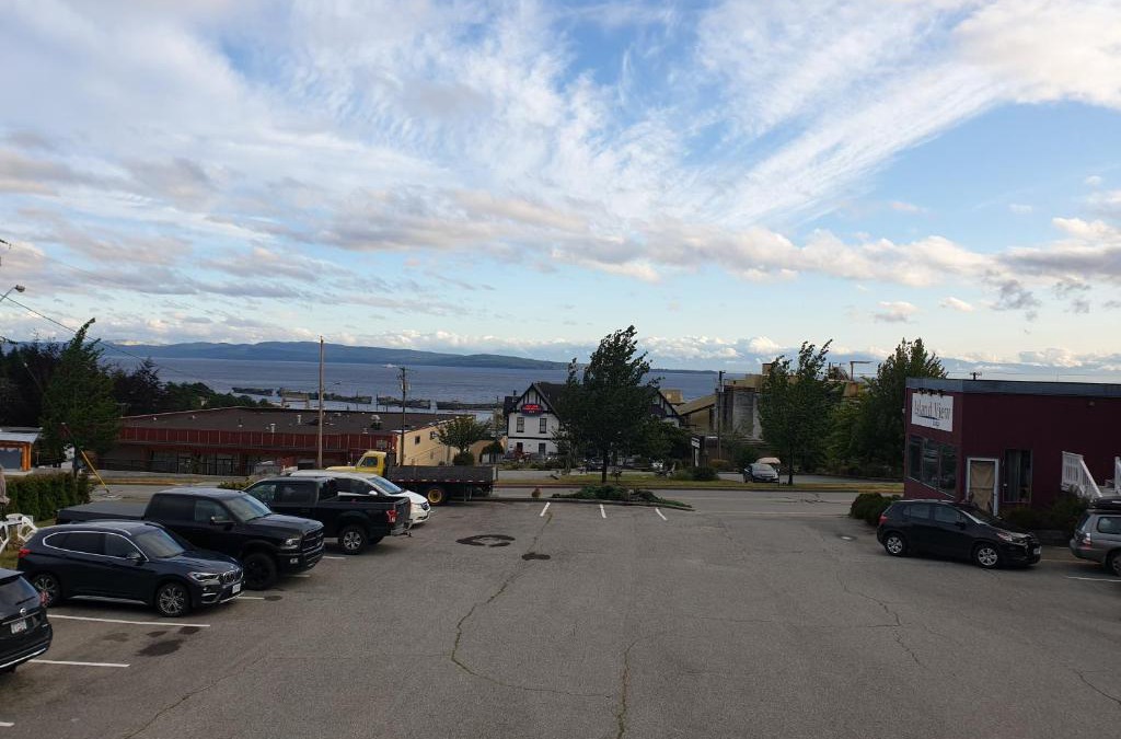 Historic Powell River Townsite Hotel | Island View Lodge