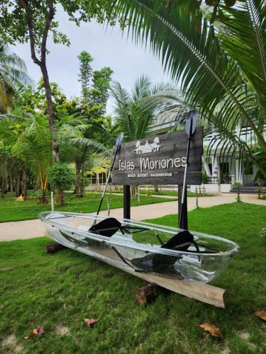 Maniuaya Island Hotel | Islas Moriones Beach Resort