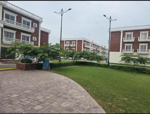 Faisalabad Apartment | Ismails cottage