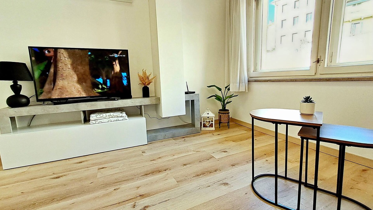 Feltre Apartment | Isola Holiday, apartment in the heart of Feltre