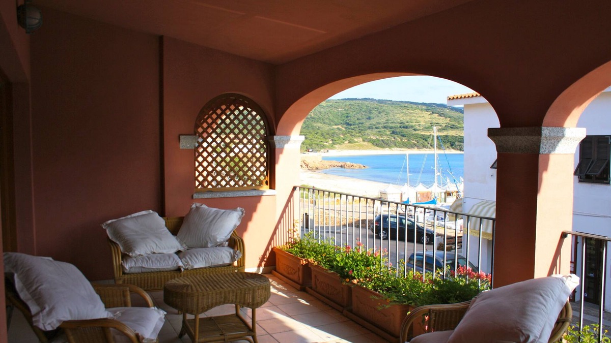 Trinita d'Agultu e Vignola Apartment | Isola Rossa Borgo Mare - Agenzia Isola Rossa