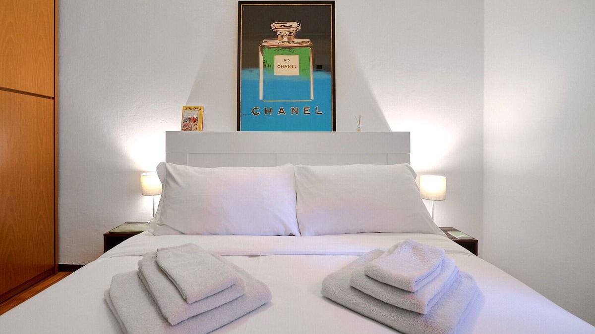 La Fontana Apartment | Isola Suite-Hosted by Sweetstay