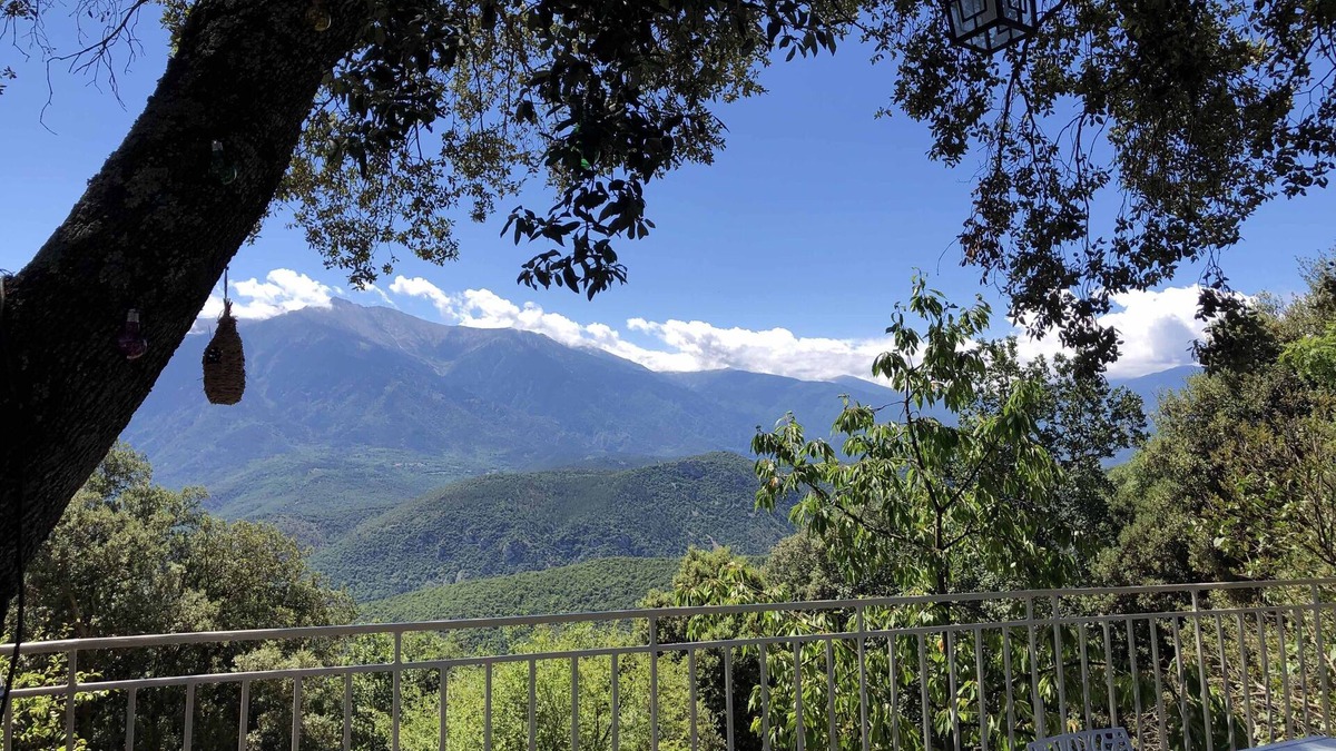 Ria-Sirach Other | Isolated farmhouse with views of the Canigo