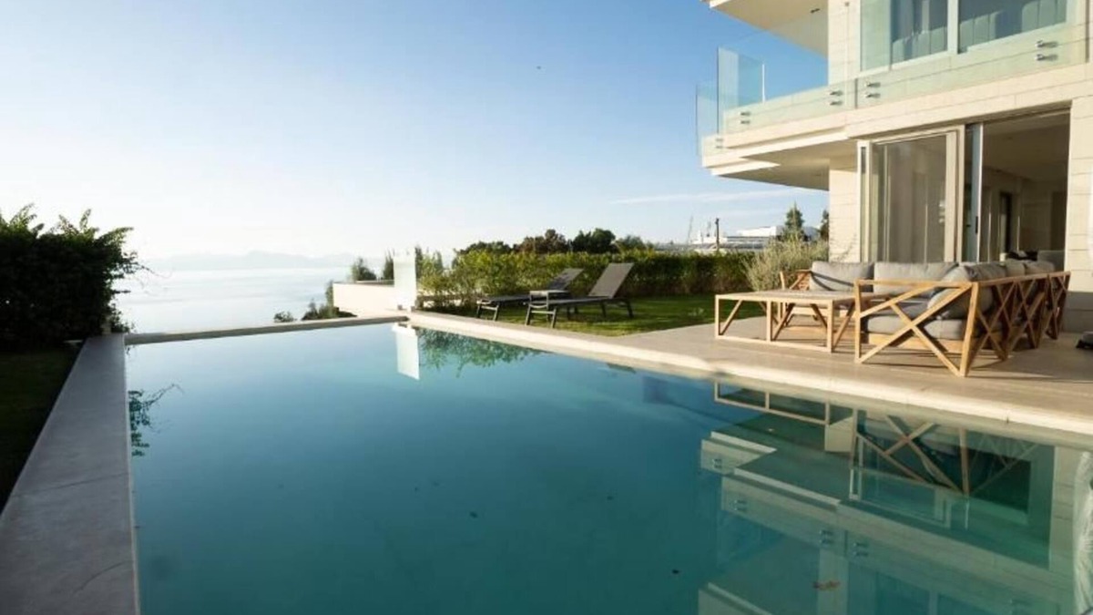 Covent Garden Villa | ISRA TRADING