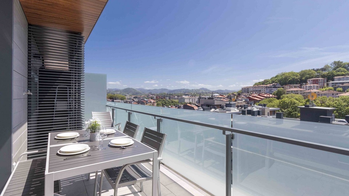 San Sebastian Centro Apartment | Issar - The Rentals Collection