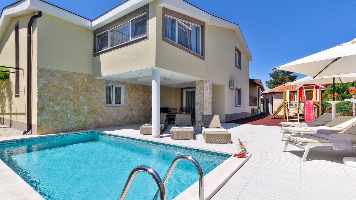 Kastel Villa | Istrian Guest house ILLY