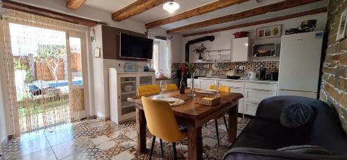 Hrvatini Apartment | Istrian stone house ŽIŽOLA