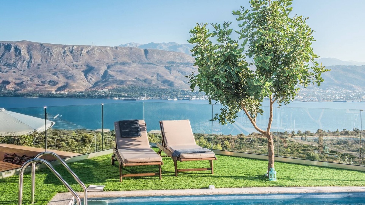 Pitharion Villa | Istros Villa I, Pool, BBQ & Heated Spa Whirlpool