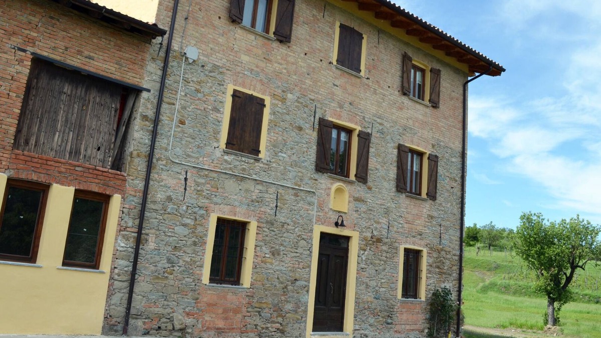 Casaleggio Boiro House | Agriturismo "Veritas" Bed & Wine