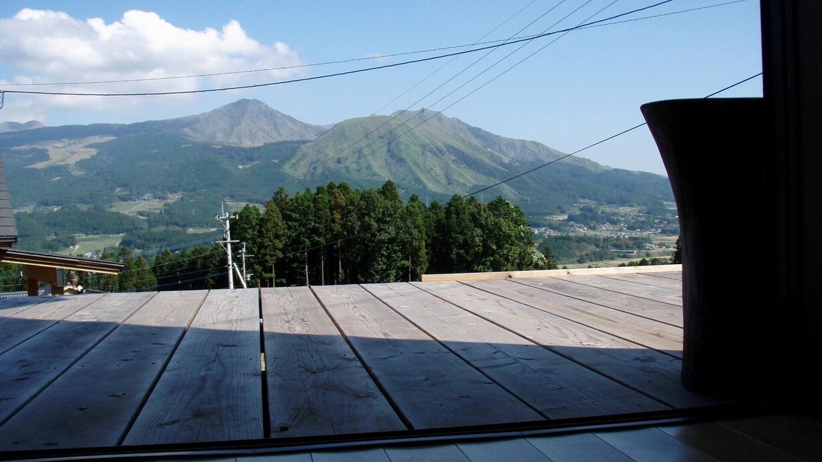 Minamiaso House | It is a cottage where Aso Gogaku spreads from the / Aso-gun Kumamoto