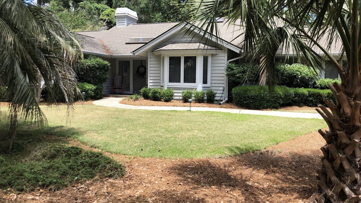 Heritage Woods House | It is Still Warm in the Fall in Hilton Head! Free Bikes & Private Pool- Relaxing