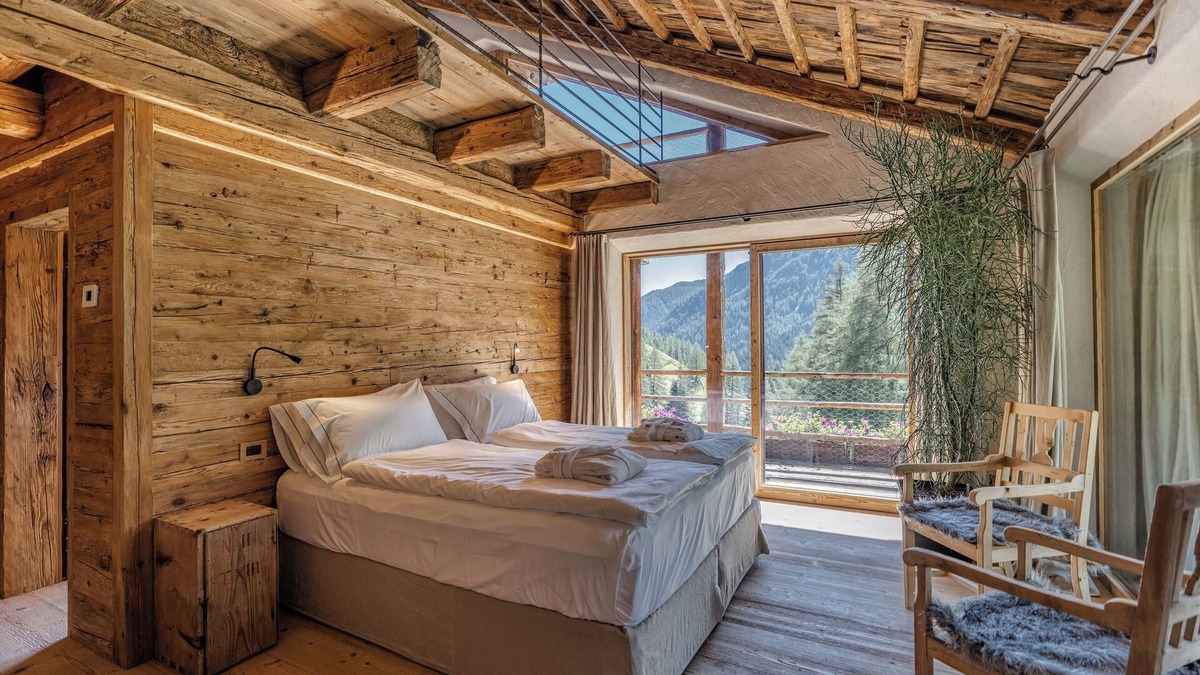 Livinallongo del Col di Lana Ski Chalet | Chalet Cesa del Louf by Fantasia Villas