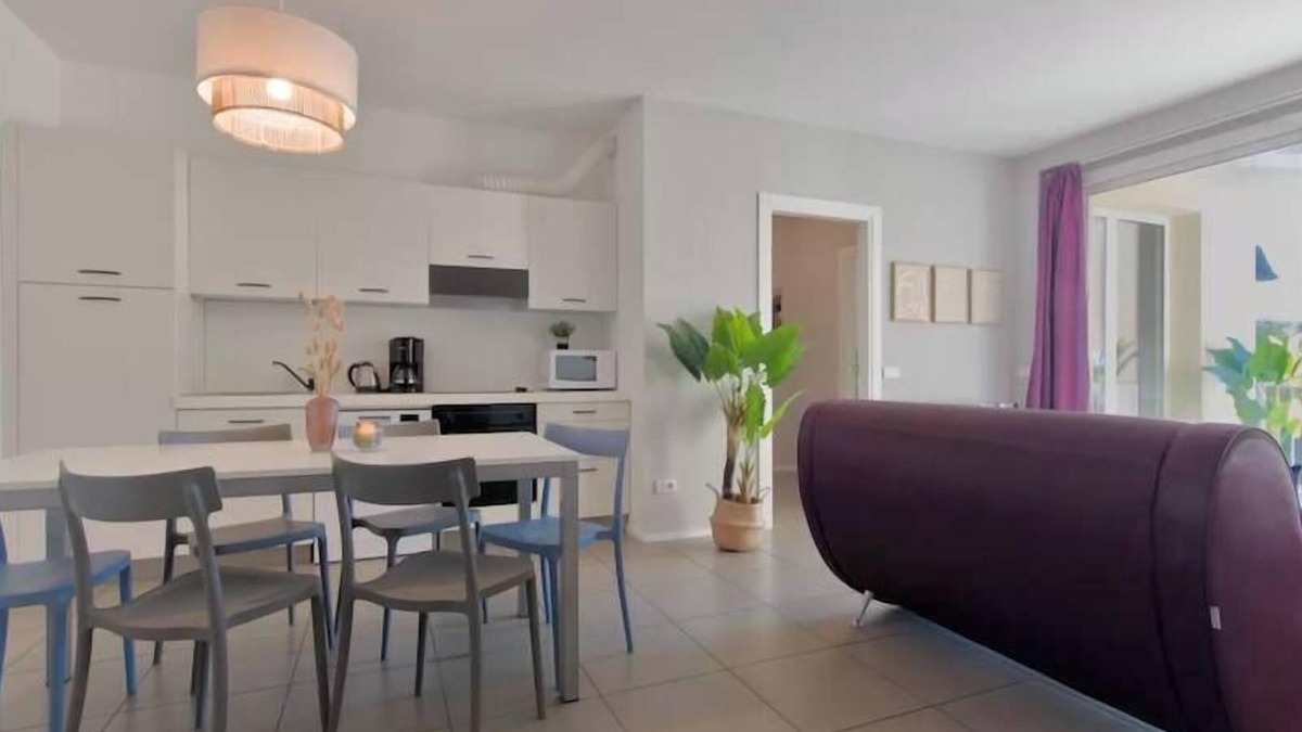 Maccagno Apartment | Lake Maggiore 3 bedroom apartment with pool