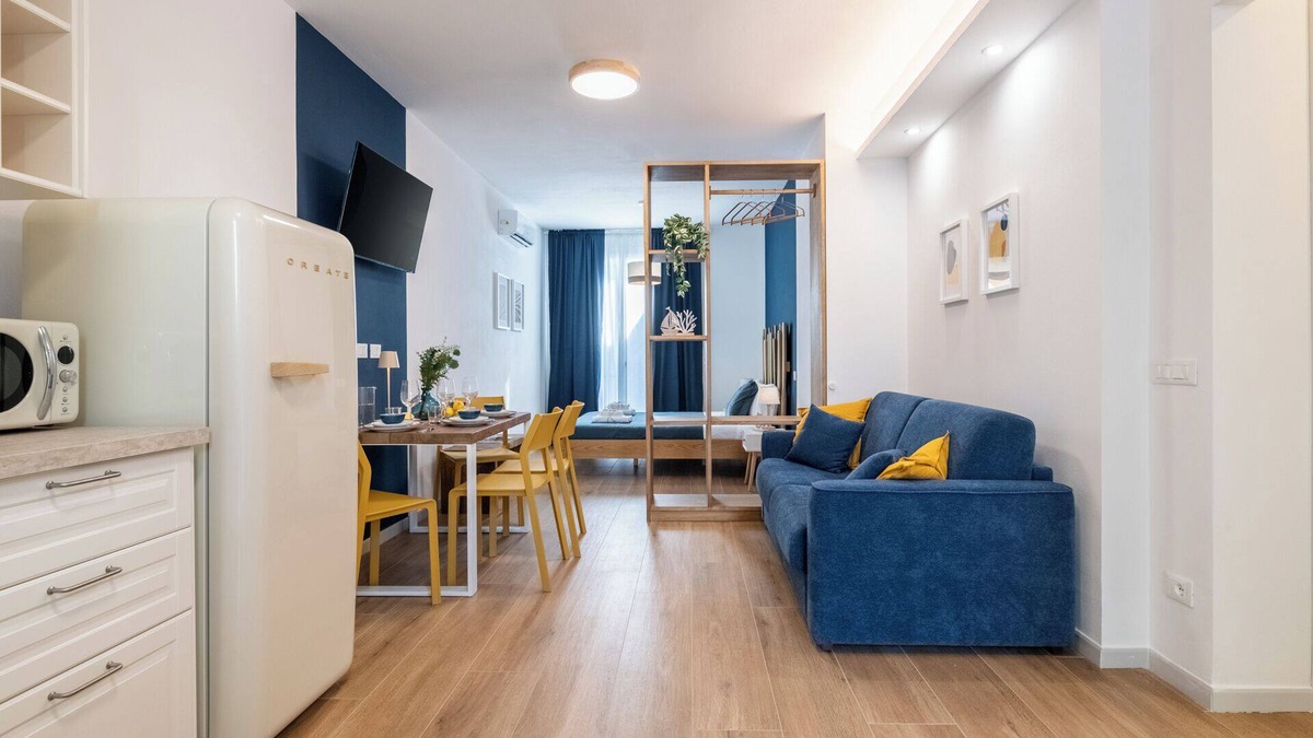 Marina di Pisa Apartment | Taro's Blue Sea Apartment by Pleiades Home
