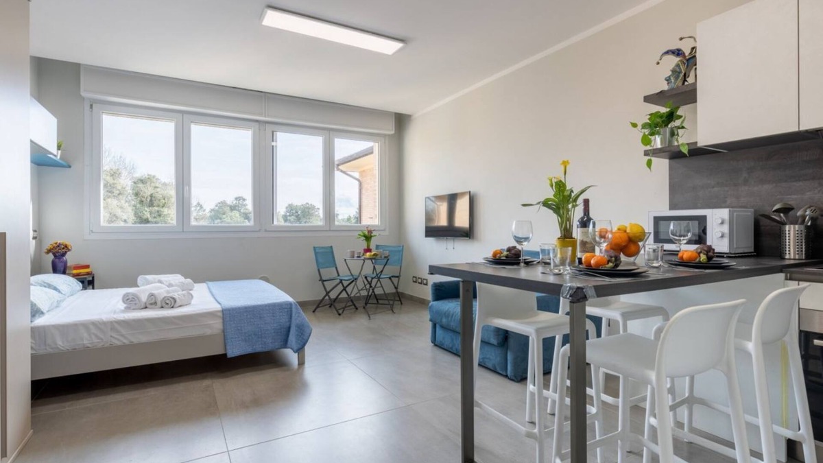 Calambrone House | Seaside Studio with Swimming Pool and Parking