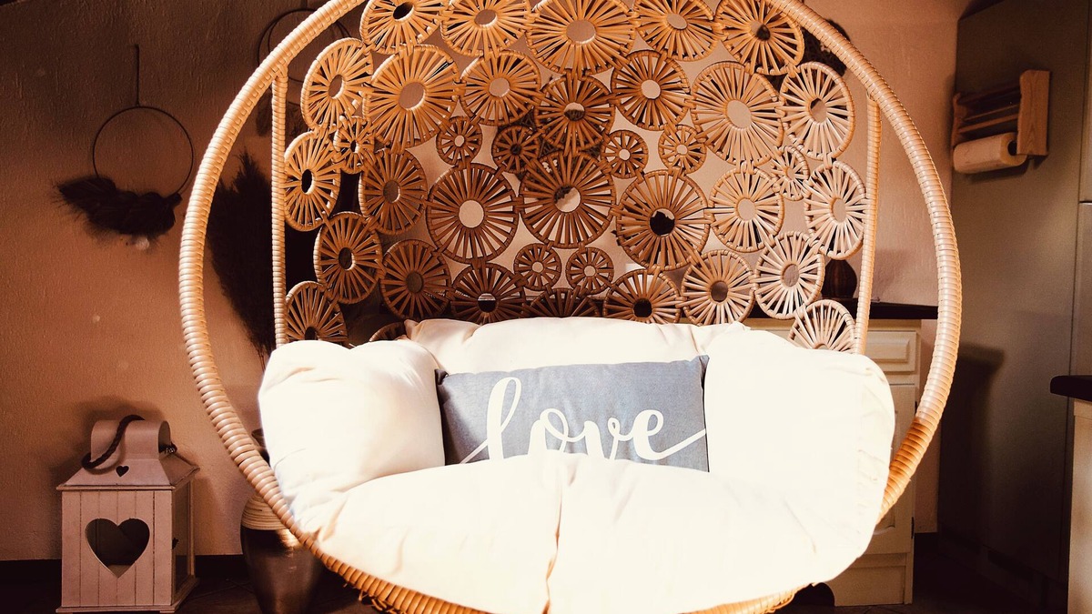 Pallusieux Apartment | Two hearts and an attic