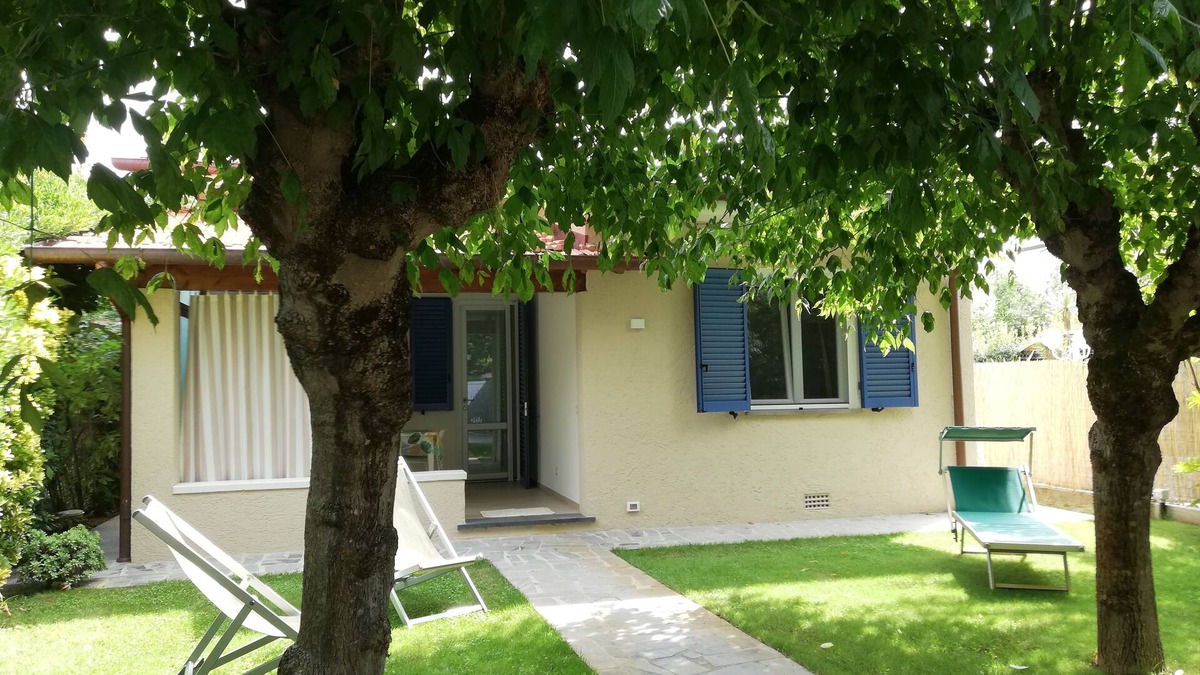 Tonfano House | Villino Monica, tranquility in Versilia.