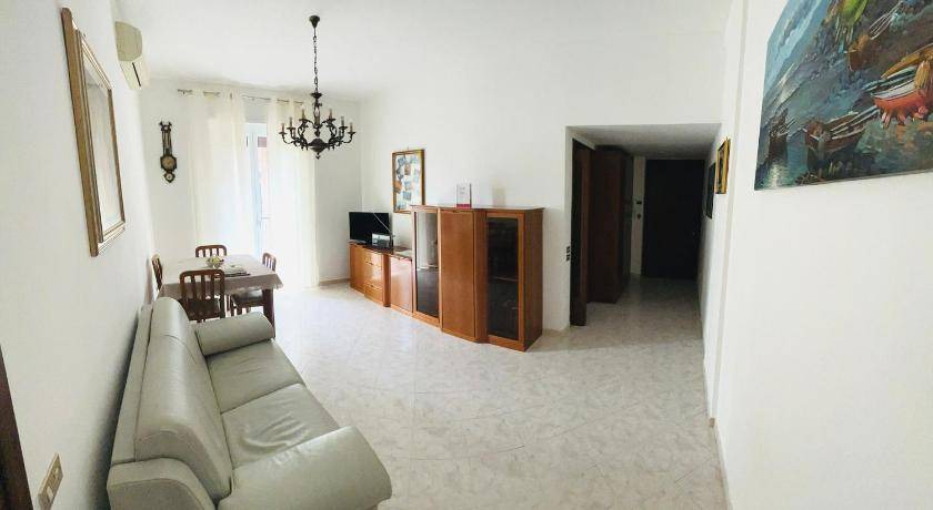 Rondinella - Baraggia - Restellone Apartment | 60 m² Apartment ∙ 1 bedroom ∙ 4 guests