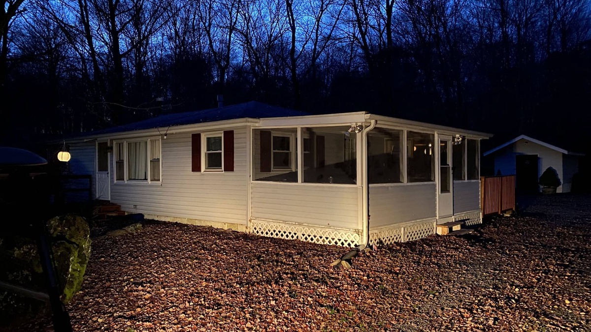Pocono Lake Cottage | It's almost time for leaf color changing!