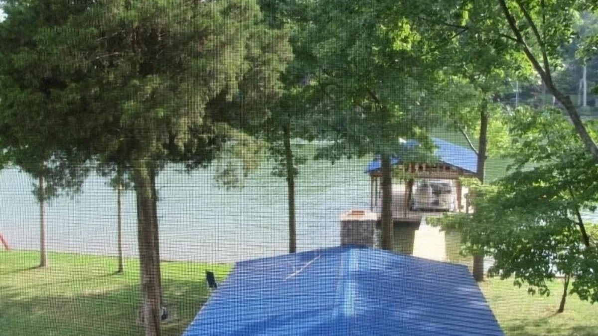 Mount Mourne Cabin | It's Five O'Clock Here! Pontoon available! Read below. 1'st come 1'st serve.