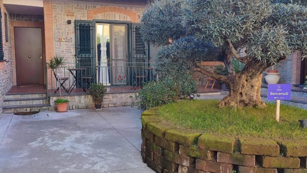 Sant'Egidio del Monte Albino House | Midway House Apartment with free internal parking