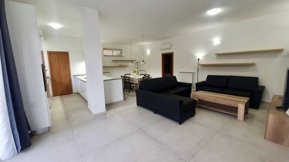 Santa Caterina Dello Ionio Marina Apartment | New apartment (2021) spacious for 7 people and within walking distance to the sea