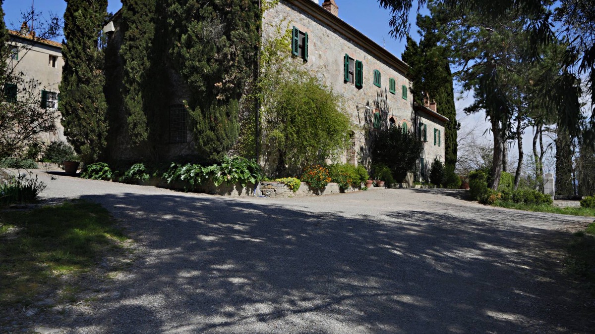 Civitella Paganico Apartment | Casa Chiesa: Charming Cottage on beautiful estate in Tuscany