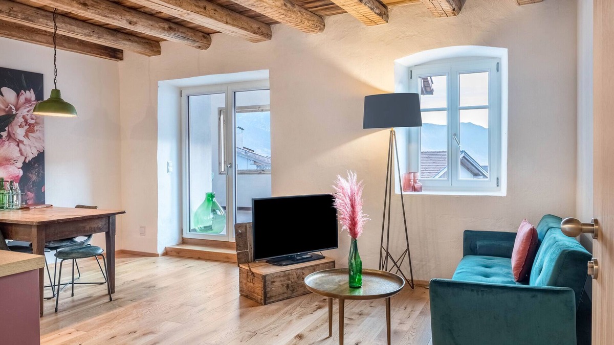 Tramin Apartment | Apartment "Eichhof Thymian" with Private Covered Terrace, Shared Garden & Wi-Fi