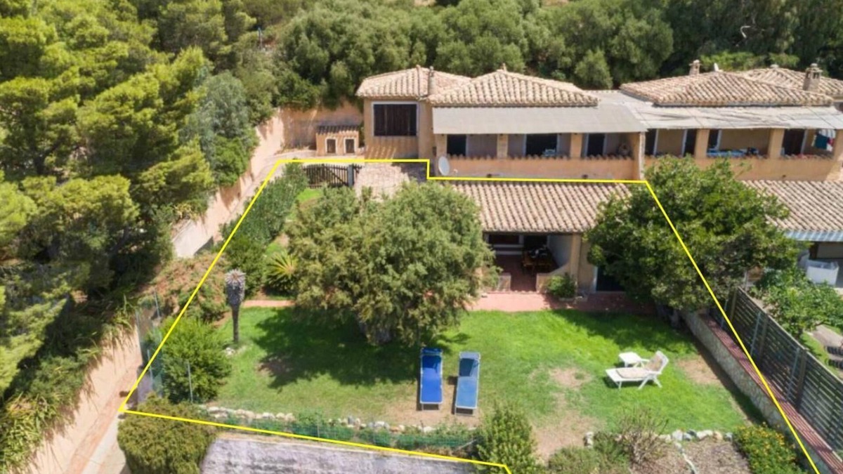 Torre delle Stelle Villa | Sea View with Garden, 2 min walk from the Beach, reachable with a 2-minute walk